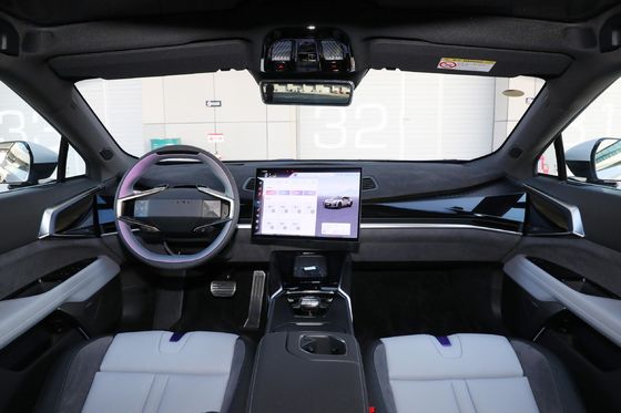 High Speed Long Range Gaohe Hiphi Z 4-Türer 4-Sitzer 3-Abteil Auto mit 705km Reichweite