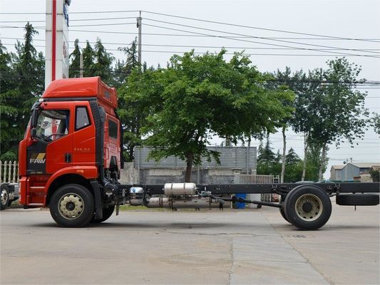 2024 FAW Jiefang J6L Mittellastwagen 4X2 Dropside Lkw Zaun Ladungsgüter für den Transport