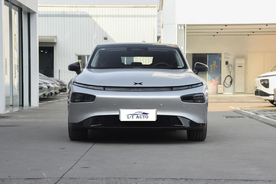 Erleben Sie das Beste aus Luxus und Technologie mit der 2024 Xpeng P5 Electric Sedan
