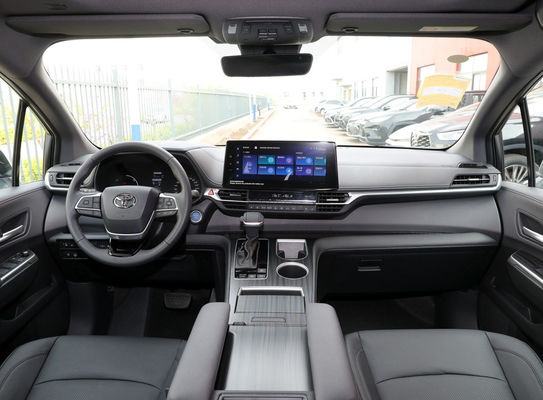 MPV Second-Hand Toyota Sienna mit natürlich angespannten Motortyp und LED-Scheinwerfer