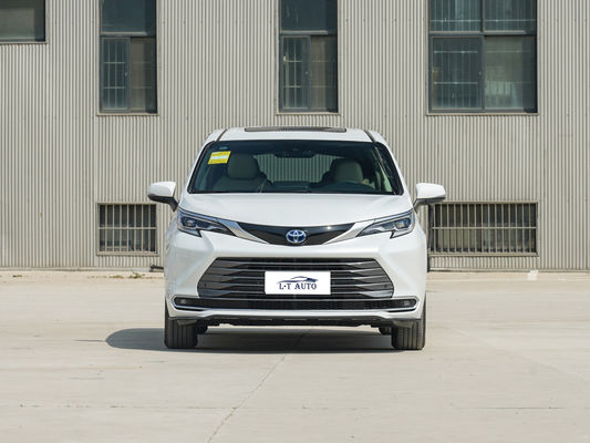 Sitzplätze Toyota SIENNA HEV Vierrad-Hybrid-Elektro-MVP mit Kopilot-Sitzverstellung