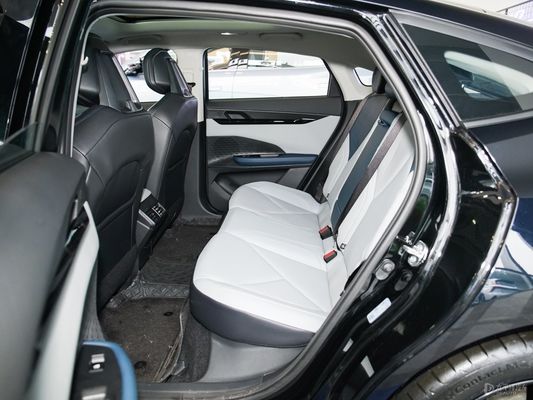 2024 Changan UNI-V 2.0T Benzin 4WD Antriebsfahrzeug Hochgeschwindigkeits-Smart Made In Gebrauchtwagen