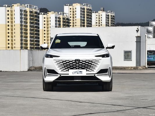 UNI-K Mittelklasse-SUV 2,0 t Benzinfahrzeug mit Vierradantrieb von Changan Automobile