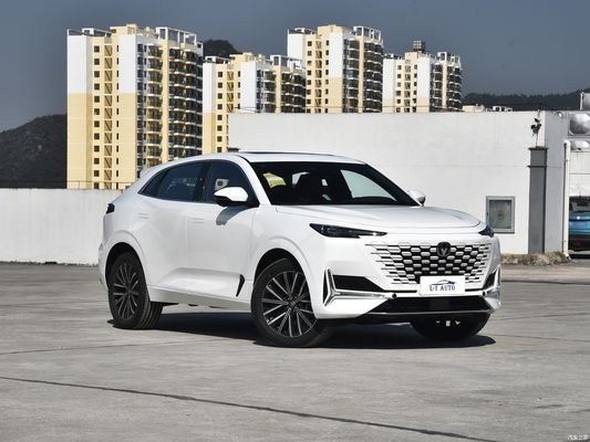 UNI-K Mittelklasse-SUV 2,0 t Benzinfahrzeug mit Vierradantrieb von Changan Automobile