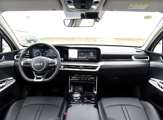 KIA K5 Fertigung Turbo-Benzin-Auto mit maximaler Leistung 100-150PS 5 Sitze 5 Türen