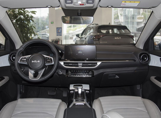 2024 Economy Benzinwagen KIA K3 Kompaktwagen Limousine Benzinwagen mit und Ledersitze