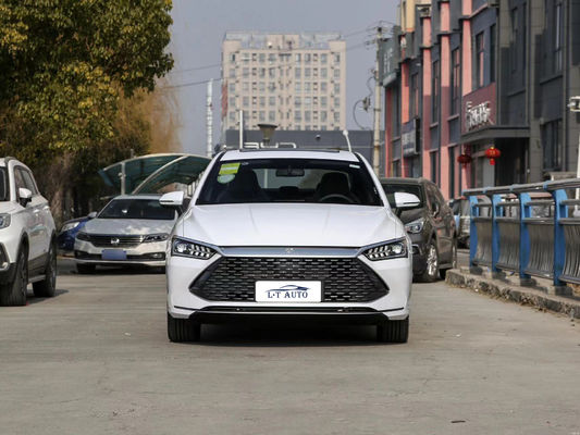 BYD QIN Plus Dm-I Made In EV Auto 5-Sitzer Hatchback mit Energie 55/120km Hybridfahrzeug