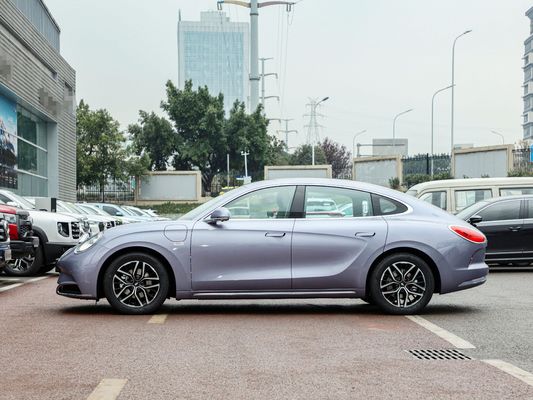 2024 Langstrecken-Version 500 km Innenraum Luxus Fahren Glatte Ora Good Cat Mini Ev Elektroauto