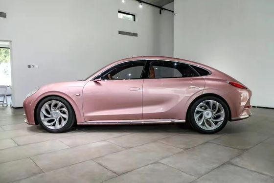ORA Lightning Cat 4 Räder Schönes kleines Auto mit Batterie Elektrofahrzeug Energie