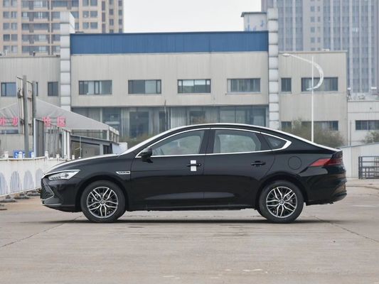 Electrique BYD Qin Plus Dm-I Kompakte Batterie-Elektrische Limousine mit Plug-In-Hybrid-Leistung