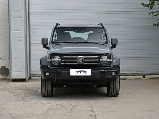 300 Benzinwagen SUV Gwm Tank 300 Kompakter SUV Fahrzeug Große Mauer Tankwagen Sport Benzinwagen