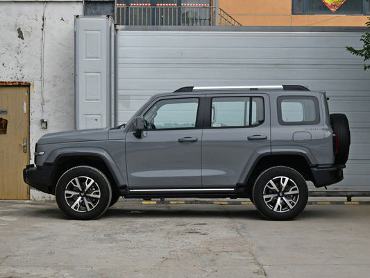 300 Benzinwagen SUV Gwm Tank 300 Kompakter SUV Fahrzeug Große Mauer Tankwagen Sport Benzinwagen