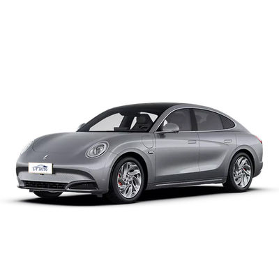 ORA Lightning Cat EV Schöne Kleinwagen 4-Türer Limousine 5-Sitzer Länge 4871 Breite 1862
