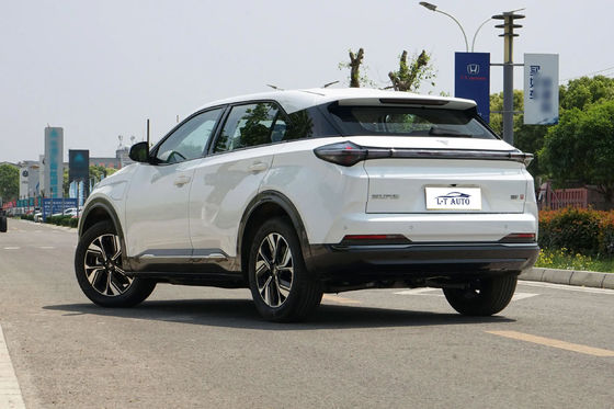 Großer LCD-Bildschirm 2024 NETA U Energiefahrzeuge SUV reine elektrische Schnellladung Autos