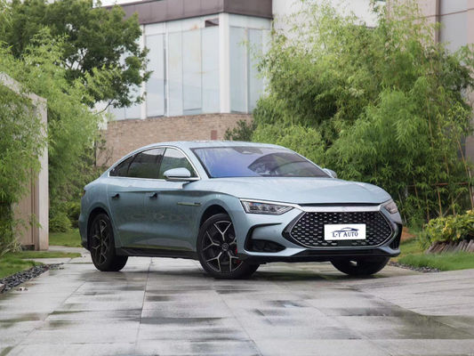 Hochgeschwindigkeits-Elektrofahrzeug BYD Han DM-i Champion Edition 2024 mit maximaler Geschwindigkeit 185