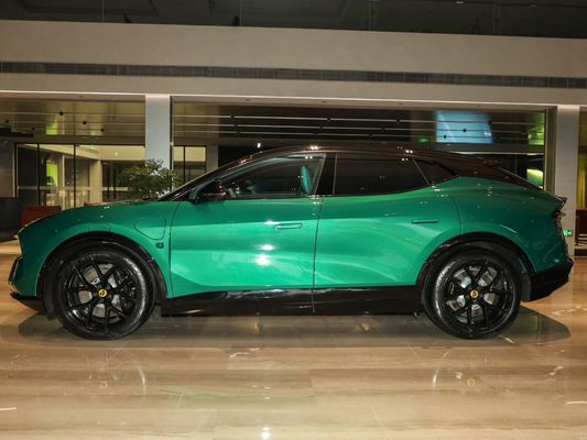 Erleben Sie die Zukunft des Fahrens mit dem 2024 Red Lotus Eletre A 4WD Sport SUV