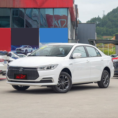 BYD Qin EV Linksgetriebe Limousine für 100% Elektrizität Kraftstoff Schnelle Ladezeit 1,3h Hergestellt