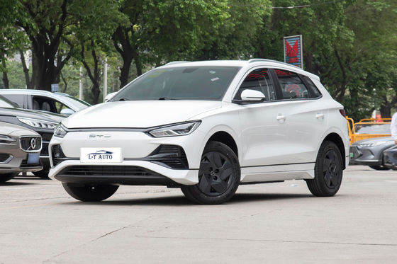 Energie Elektroauto BYD E2 Kompakte EV-Limousine für Hochgeschwindigkeitsfahrzeuge für Erwachsene 4260*1760*1530