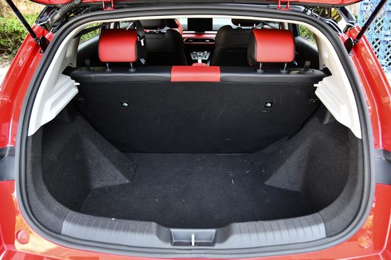 Energie Elektroauto BYD E2 Kompakte EV-Limousine für Hochgeschwindigkeitsfahrzeuge für Erwachsene 4260*1760*1530