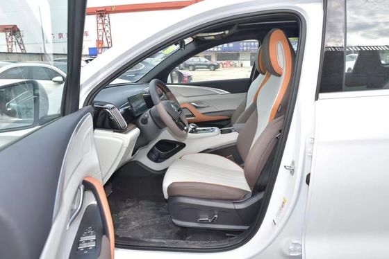 Grauer BYD EV-Auto mit 71 km Reichweite und maximaler Geschwindigkeit von 170 km/h 2024 Modell SONG Pro Champion