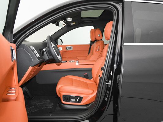 2024 Lixiang L7 Energy Car mit 5-Türer 5-Sitzer SUV Karosserie Struktur und Lithiumbatterie