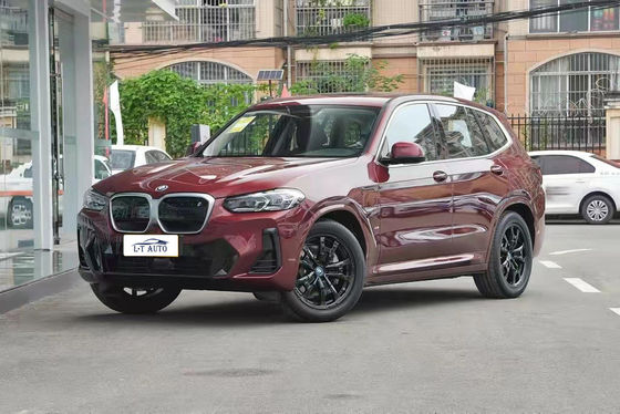 BMW iX3 Elektropatrouillenwagen 4 oder 5 Sitzplätze Maximale Leistung 286 PS Gesamtdrehmoment 400Nm