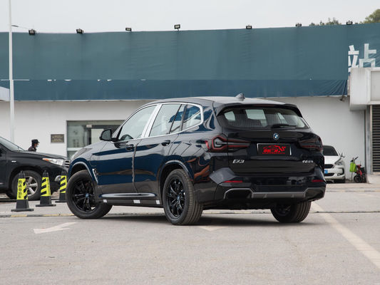 BMW iX3 Elektropatrouillenwagen 4 oder 5 Sitzplätze Gesamtleistung 210kw Höchstgeschwindigkeit 180kw/h