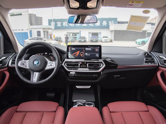 BMW iX3 Elektropatrouillenwagen 4 oder 5 Sitzplätze Gesamtleistung 210kw Höchstgeschwindigkeit 180kw/h