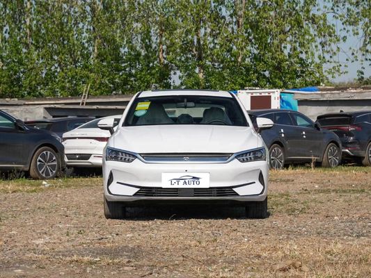 2024 BYD QIN Plus EV Langlebigkeit Elektrofahrzeug 2718mm WHEELBASE 5-Sitzer Familienwagen