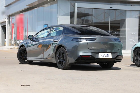 2024 Chinesische Super Limousine EV-Auto Maximalleistung 340 PS Maximaldrehmoment 430Nm Großer Wert