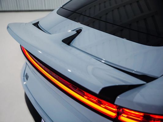Voyah Zhuiguang Edition 580km 730km Lantu 4WD Gebrauchtes Elektroauto Hochgeschwindigkeits-EV-Limousine