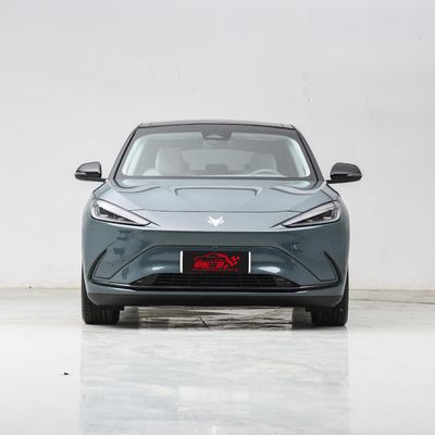 Polar Fox Alpha T ARCFOX S 5 Türen 5 Sitz SUV mit 160 kW Maximalleistung und 700 km Reichweite