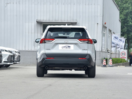 Elektrische Parkbremse 2024 Toyota RAV4 Kompakter SUV Das erschwinglichste Vierradantriebs-Benzinfahrzeug