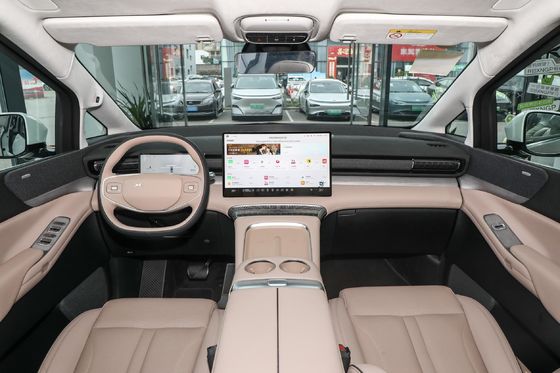 Xpeng X9's beste große MPV EV-Auto mit 702km Ultra Long Range und schnelle Ladezeit