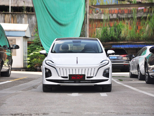 Elektrofahrzeuge Eingeschwindigkeitsgetriebe und Schnellladung 2024 Hongqi E-QM5 Energiefahrzeug