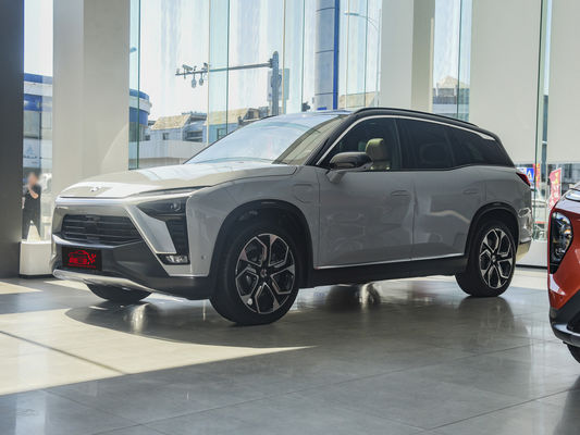 653Ps Elektromotor Nio ES8 Auto 5 Türen 6 Sitz mittel- und großer 4WD rein elektrischer SUV