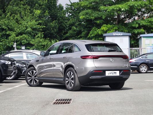 Maximalgeschwindigkeit 180 Km/h Mercedes Ben-Z EQC 350 Pure Electric SUV Luxus Innenraum in Blau