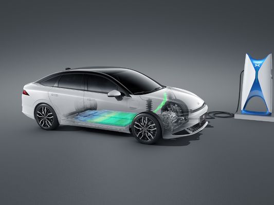 Erleben Sie Luxus und Effizienz mit dem Xpeng P5 P7 X9 Pure Electric Car NEDC 500KM