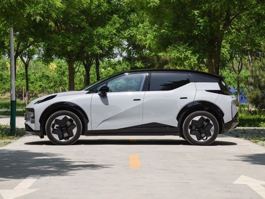 Zeekr X Elektroauto 560KM in gutem Zustand Sitzplätze 5 Personen 5-Türer 5-Sitzer SUV für Familie
