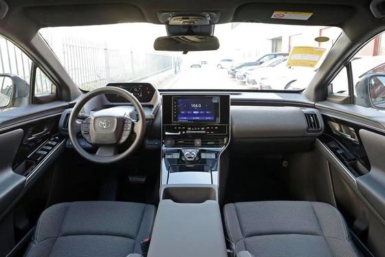 5 Sitzplätze und lange Reichweite Die perfekte Kombination im 2023 Toyota bZ4X Elektroauto