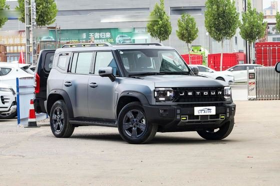 2023 T-1 Benzin Benzinwagen SUV mit 1,5-2 L Hubraum und LED-Scheinwerfer