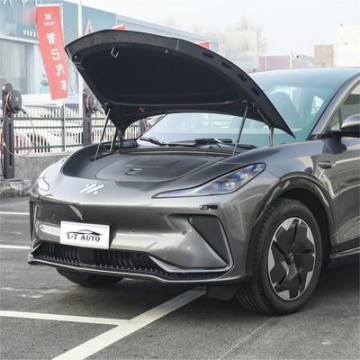 Zhiji IM LS7 Hybrid SUV 70kWh Batteriekapazität 6.5s Beschleunigung für Elektrofahrzeuge