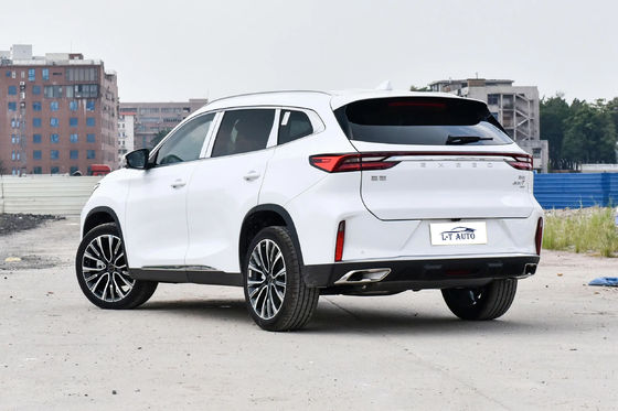 2024 Exeed VX SUV mit Turbomotor und Hochkonfiguration mit drei Bildschirmen