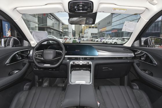 2024 Exeed VX SUV mit Turbomotor und Hochkonfiguration mit drei Bildschirmen