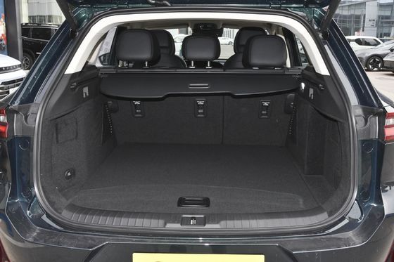 2024 Exeed VX SUV mit Turbomotor und Hochkonfiguration mit drei Bildschirmen