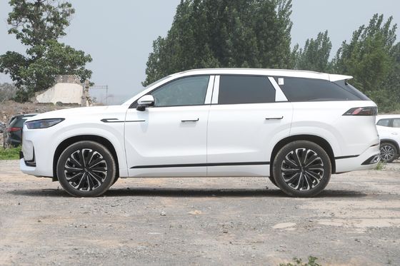 Lassen Sie die Kraft des 2024 Chery Tiggo9 AMD mittleren SUVs mit Panorama-Sonnendach frei