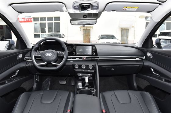 Elantra Limousine 4-Türer 5-Sitzer mit 360° Rückkamera und maximalem Drehmoment Nm 100-200Nm