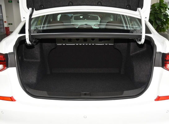 2023 2024 Chevrolet Monza Gas/Benzin Elektro-Hybrid-Antrieb Auto Limousine LED-Scheinwerfer