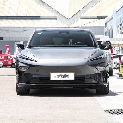 Feifan F7 Elektroauto mit 702 km reiner elektrischer Reichweite und 200 km/h hoher Geschwindigkeit