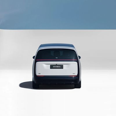 Langstrecken-Energiefahrzeuge Lixiang Mega Luxury 7-Sitzer Elektroauto EV Auto Großer SUV MPV